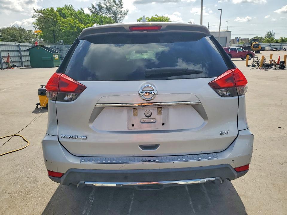 Photo 6 from auction – 2017 NISSAN ROGUE with VIN 5N1AT2MT8HC868197
