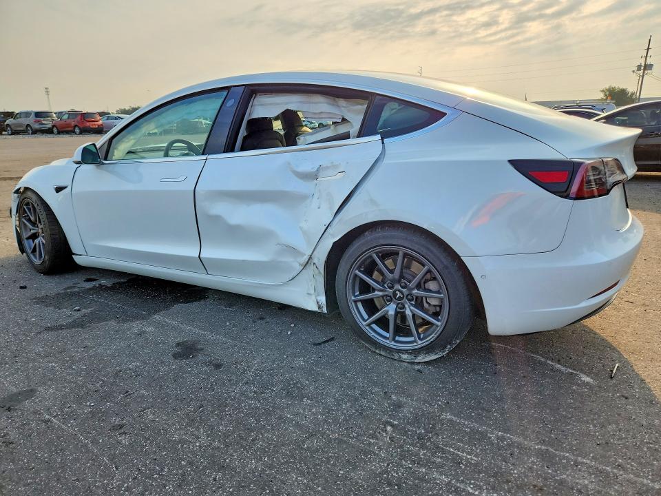 Photo 2 from auction – 2020 TESLA MODEL 3 with VIN 5YJ3E1EA2LF785231