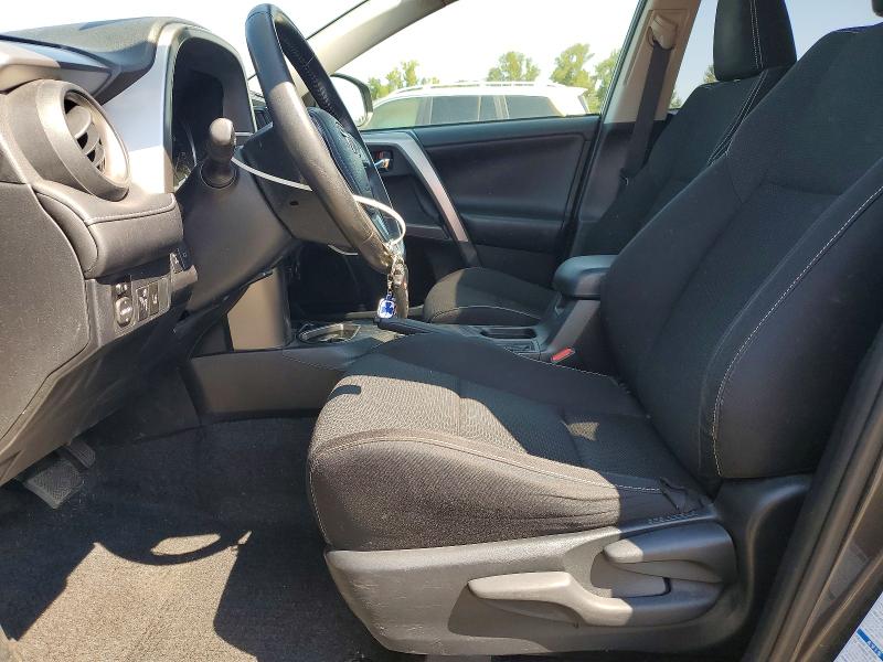 Photo 7 from auction – 2017 TOYOTA RAV4 with VIN JTMRFREVXHJ713444