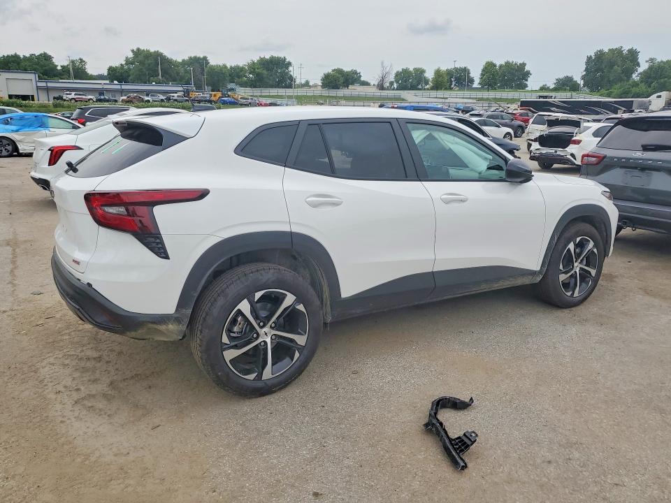 Photo 3 from auction – 2026 CHEVROLET TRAX with VIN KL77LGEP2TC100718