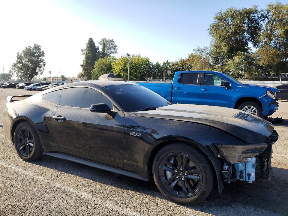 Photo 4 from auction – 2025 FORD MUSTANG with VIN 1FA6P8CFXS5411079