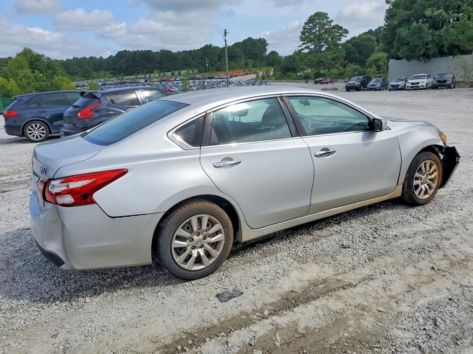 Photo 3 from auction – 2016 NISSAN ALTIMA with VIN 1N4AL3AP1GN378162