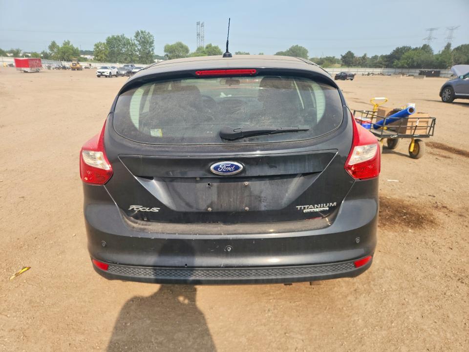 Photo 6 from auction – 2014 FORD FOCUS with VIN 1FADP3N24EL280297