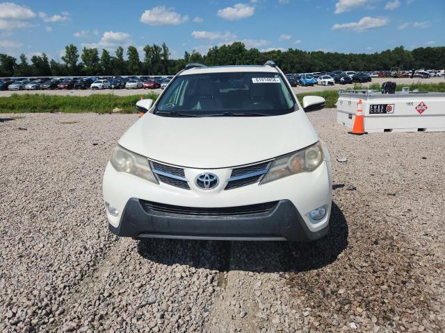 Photo 5 from auction – 2015 TOYOTA RAV4 with VIN 2T3YFREV7FW166563