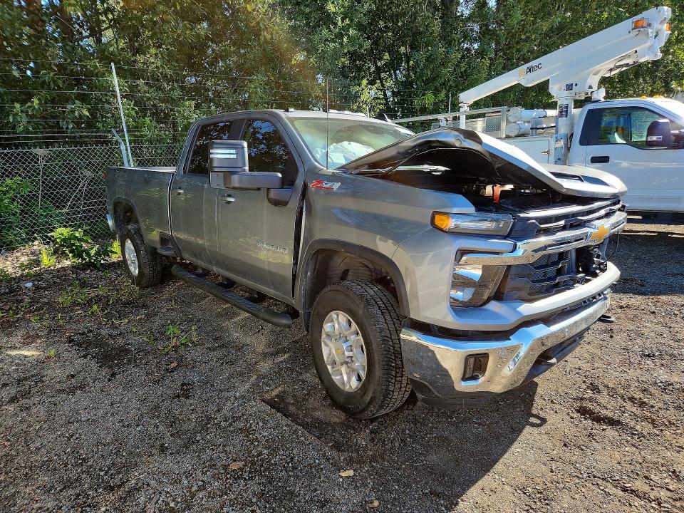 Photo 4 from auction – 2026 CHEVROLET SILVERADO with VIN 1GC4KTE72TF196009