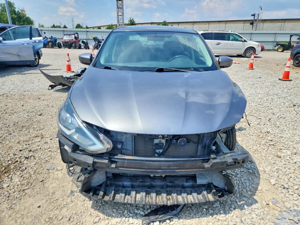 Photo 5 from auction – 2016 NISSAN SENTRA with VIN 3N1AB7AP8GY212179