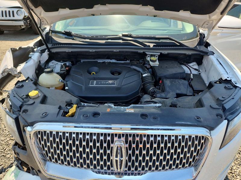 Photo 12 from auction – 2019 LINCOLN MKC with VIN 5LMCJ2C9XKUL02674