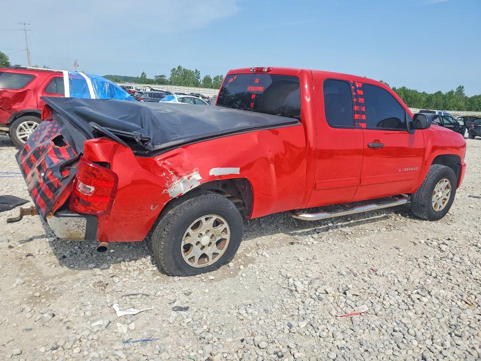 Photo 3 from auction – 2011 CHEVROLET SILVERADO with VIN 1GCRKSE35BZ119063
