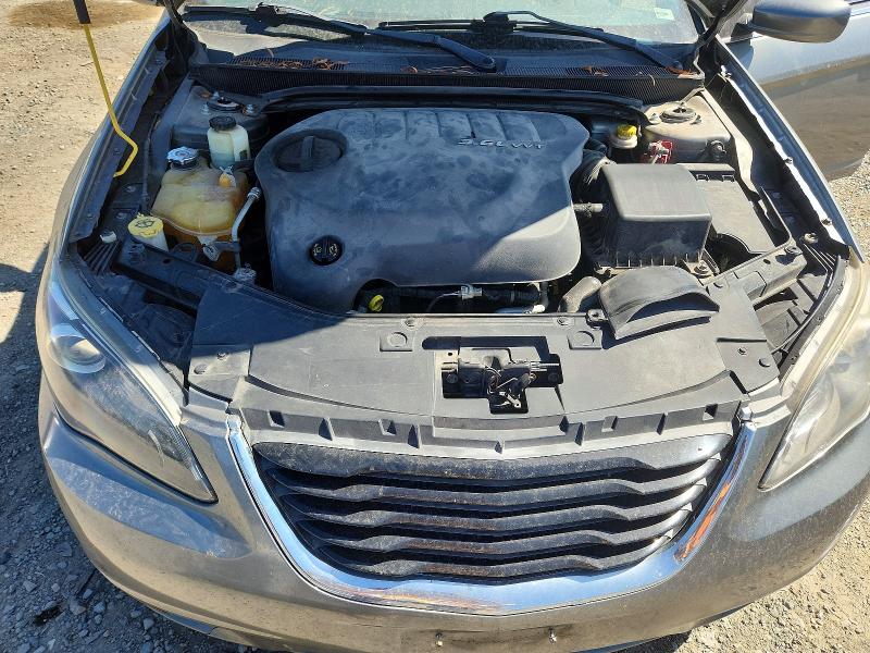 Photo 11 from auction – 2012 CHRYSLER 200 with VIN 1C3CCBBG4CN304695
