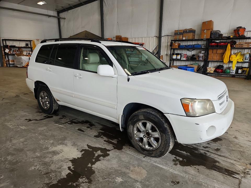 Photo 4 from auction – 2004 TOYOTA HIGHLANDER with VIN JTEEP21A940037344