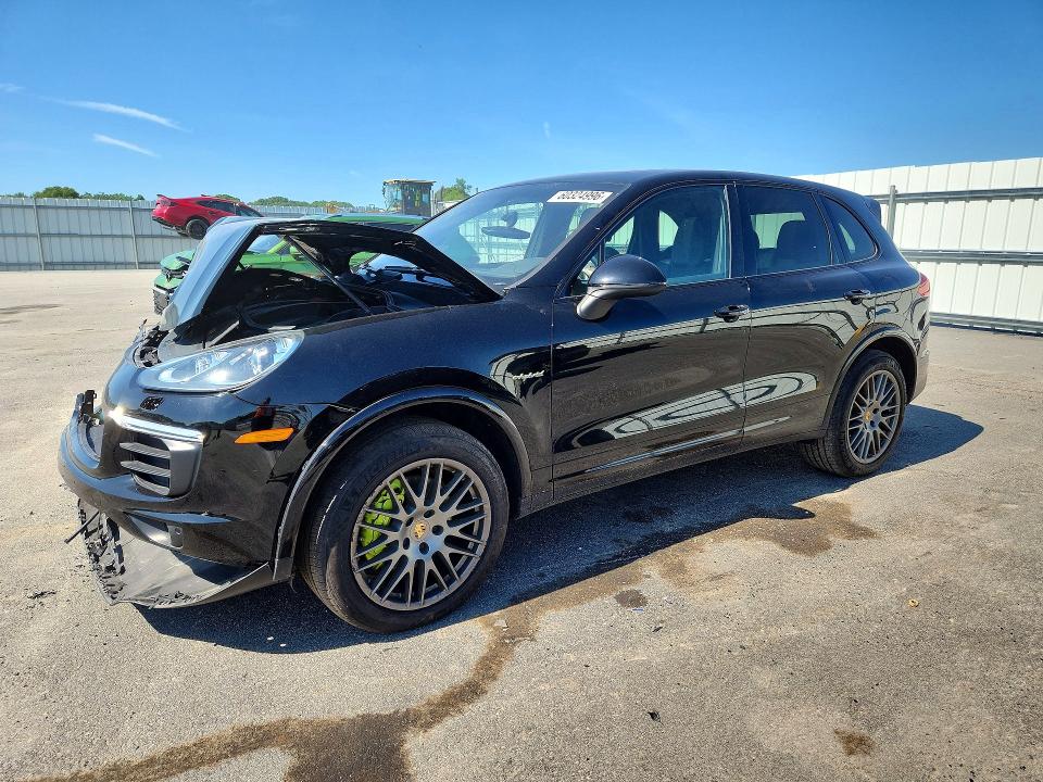 PORSCHE CAYENNE 2018 with VIN WP1AE2A26JLA71879 - Photo from auction