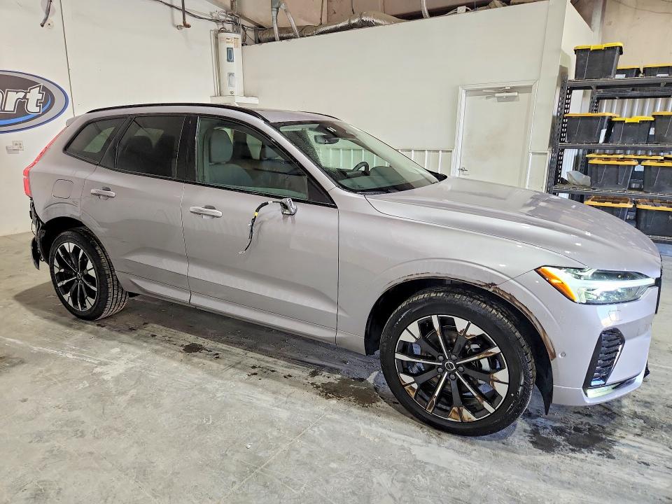 Photo 4 from auction – 2026 VOLVO XC60 with VIN YV4M12RC8T1493817