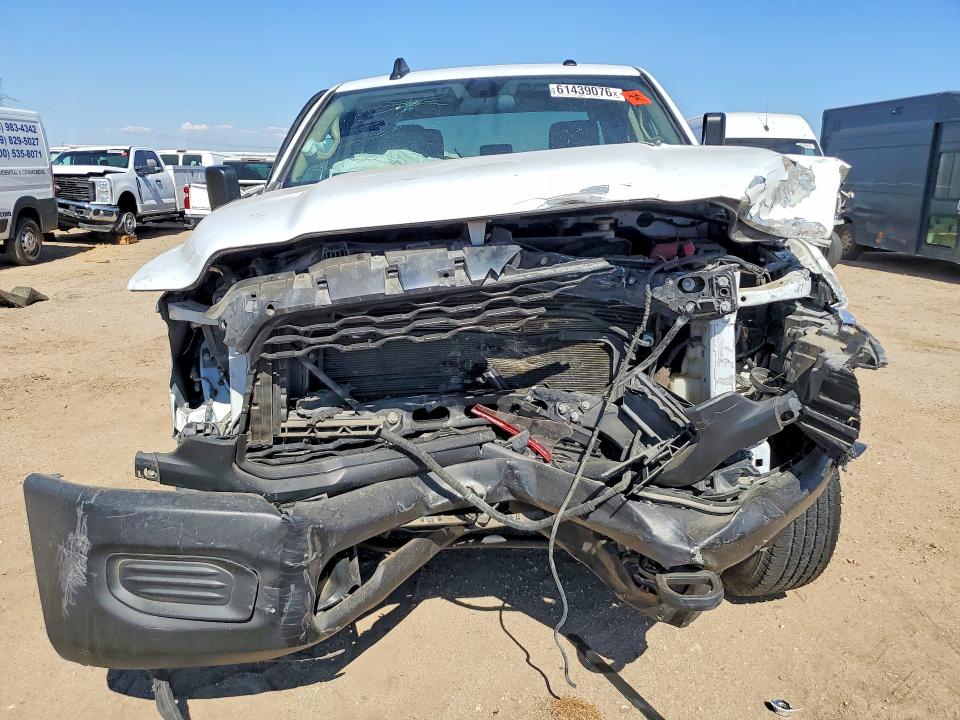 Photo 5 from auction – 2019 RAM 3500 with VIN 3C63R2GJ2KG541912