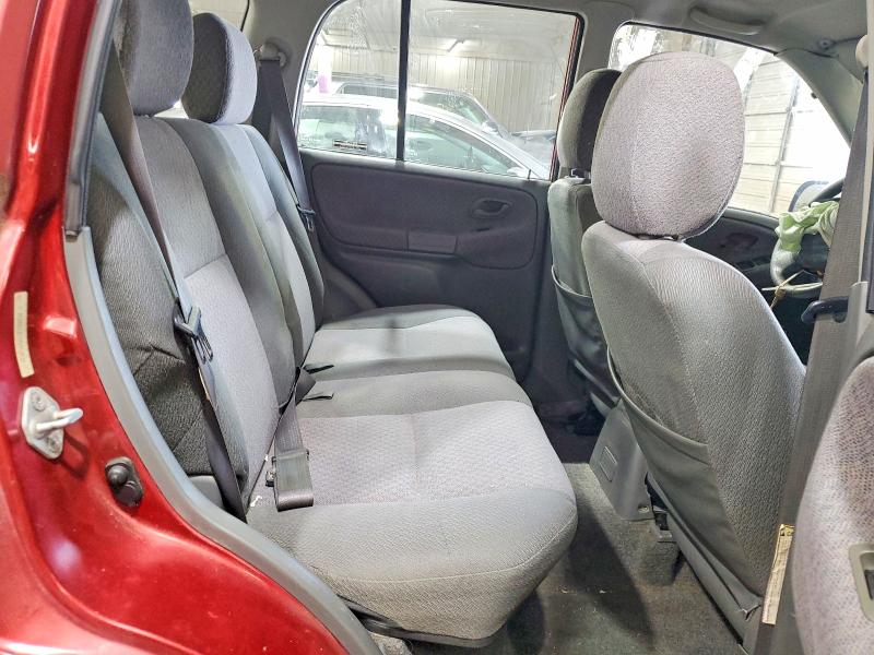 Foto 11 de la subasta – 2000 CHEVROLET TRACKER con VIN 2CNBE13C2Y6911631
