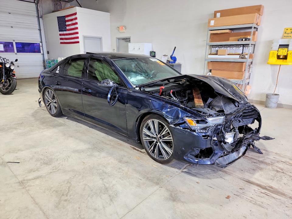 Photo 4 from auction – 2021 AUDI A6 with VIN WAUD8AF28MN041992