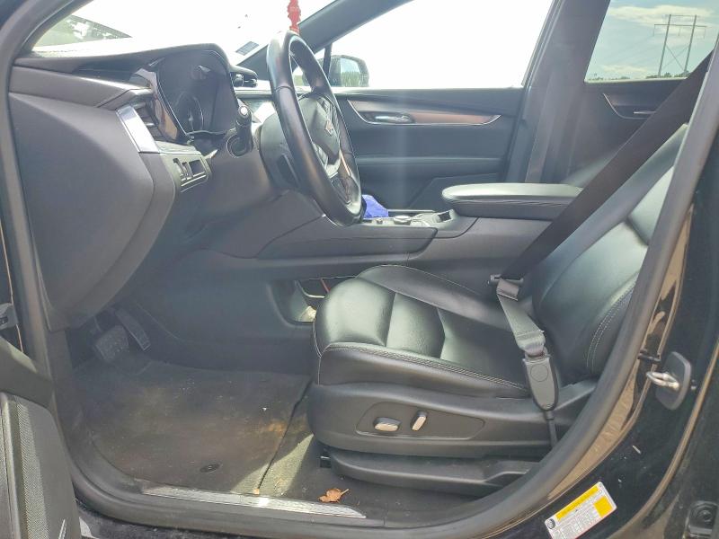 Photo 7 from auction – 2021 CADILLAC XT5 with VIN 1GYKNAR49MZ166339