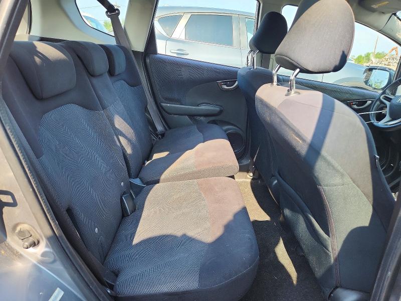 Photo 10 from auction – 2010 HONDA FIT with VIN JHMGE8H43AC001695
