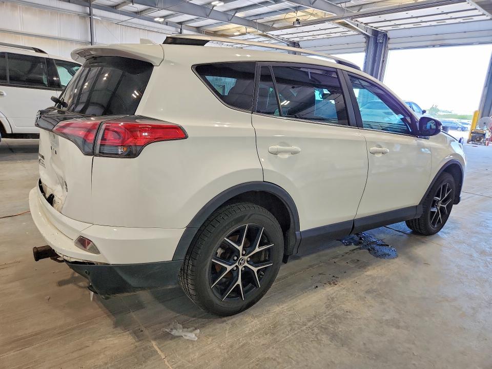 Photo 3 from auction – 2016 TOYOTA RAV4 with VIN 2T3JFREV4GW423438