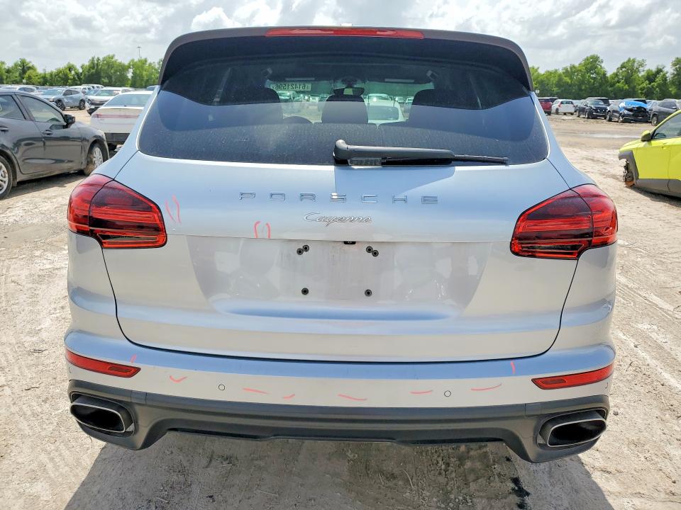 Photo 6 from auction – 2016 PORSCHE CAYENNE with VIN WP1AA2A2XGKA11405