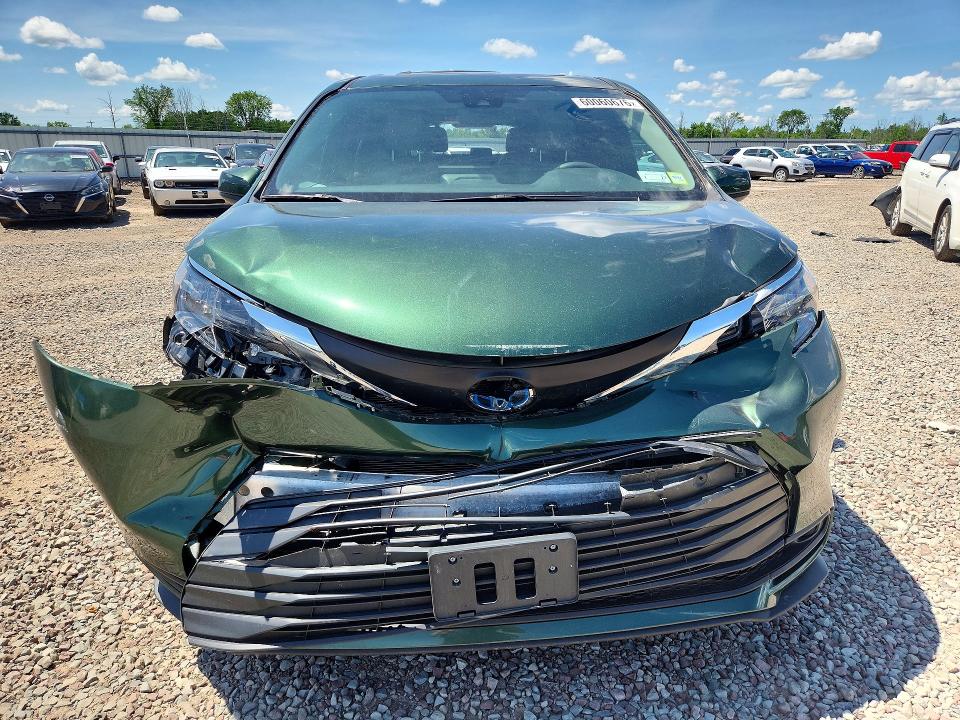 Photo 5 from auction – 2025 TOYOTA SIENNA with VIN 5TDBRKEC8SS240846