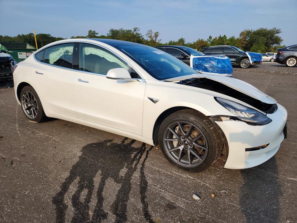 Photo 4 from auction – 2020 TESLA MODEL 3 with VIN 5YJ3E1EA2LF785231