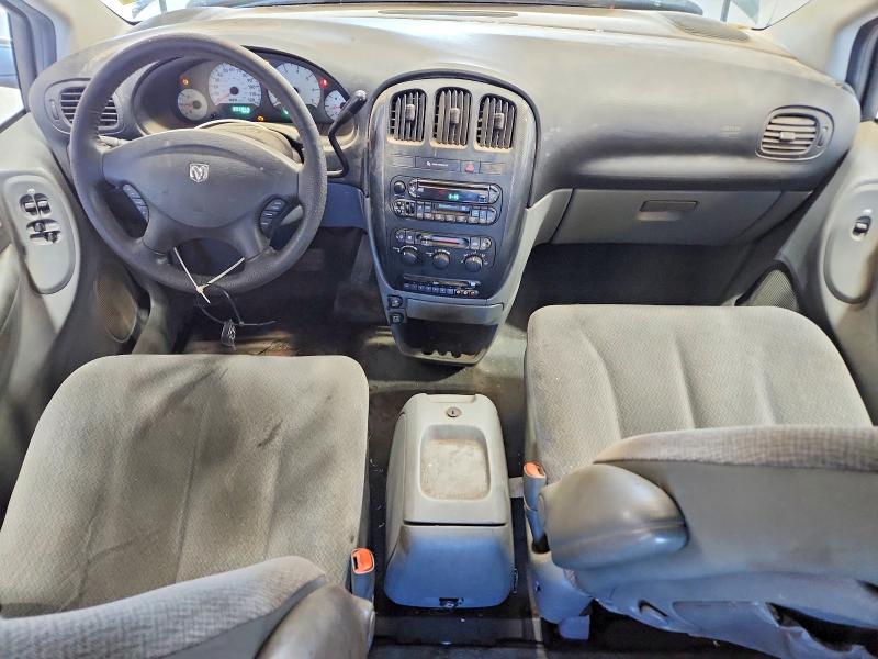 Photo 8 from auction – 2005 DODGE GRAND CARAVAN with VIN 2D4GP44L65R193714