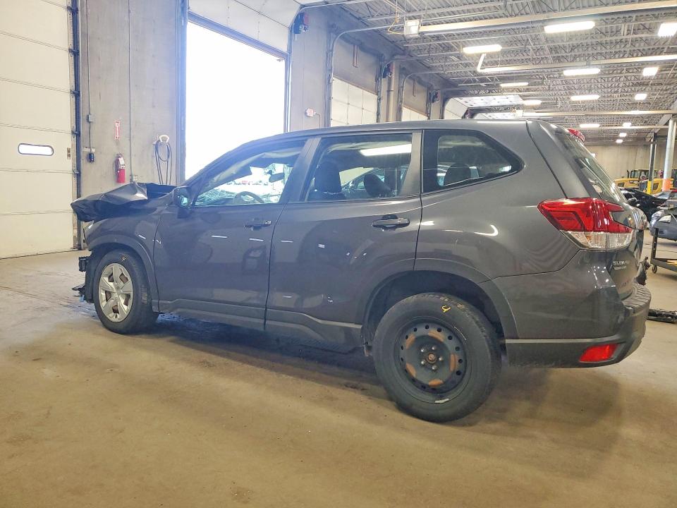 Photo 2 from auction – 2020 SUBARU FORESTER with VIN JF2SKAAC7LH420119