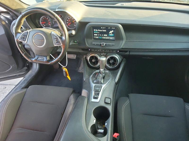 Photo 8 from auction – 2017 CHEVROLET CAMARO with VIN 1G1FB1RS3H0207632