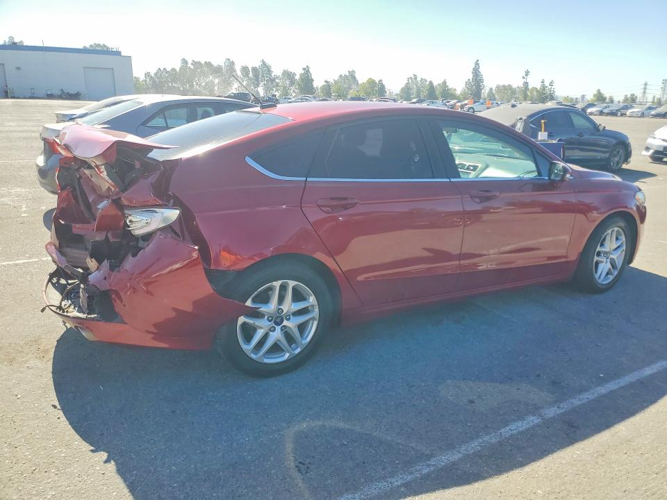 Photo 3 from auction – 2016 FORD FUSION with VIN 3FA6P0H79GR305567