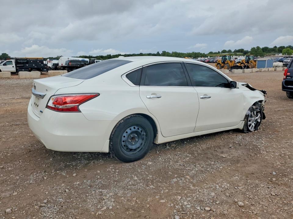 Photo 3 from auction – 2014 NISSAN ALTIMA with VIN 1N4AL3AP8EC421601