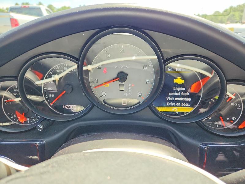 Photo 9 from auction – 2016 PORSCHE PANAMERA with VIN WP0AF2A78GL081039