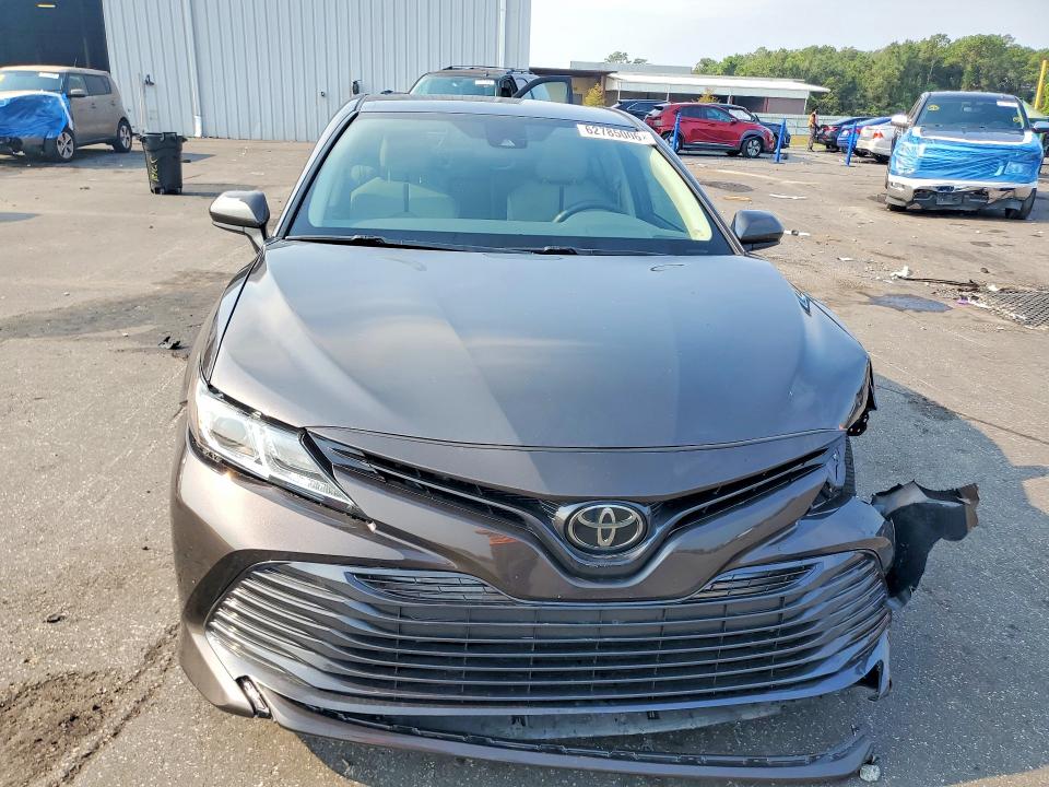 Photo 5 from auction – 2020 TOYOTA CAMRY with VIN 4T1C11AK7LU907627