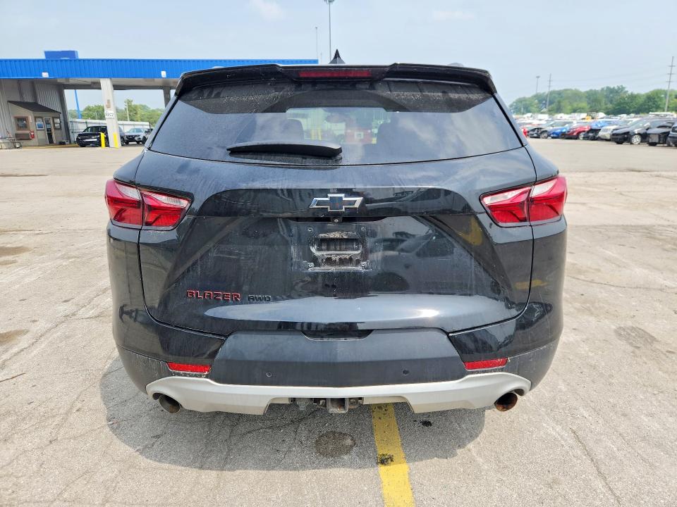 Photo 6 from auction – 2020 CHEVROLET BLAZER with VIN 3GNKBHRS3LS603423