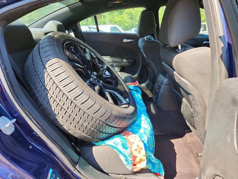 Photo 10 from auction – 2016 DODGE CHARGER with VIN 2C3CDXCTXGH237671