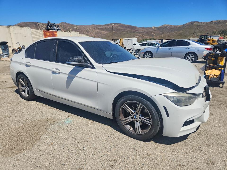 Photo 4 from auction – 2013 BMW 328 with VIN WBA3C1C53DF435208