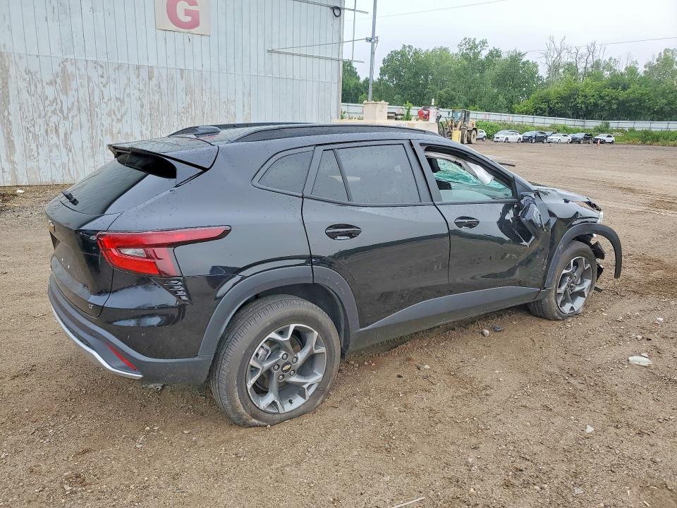 Photo 3 from auction – 2024 CHEVROLET TRAX with VIN KL77LHE22RC175857