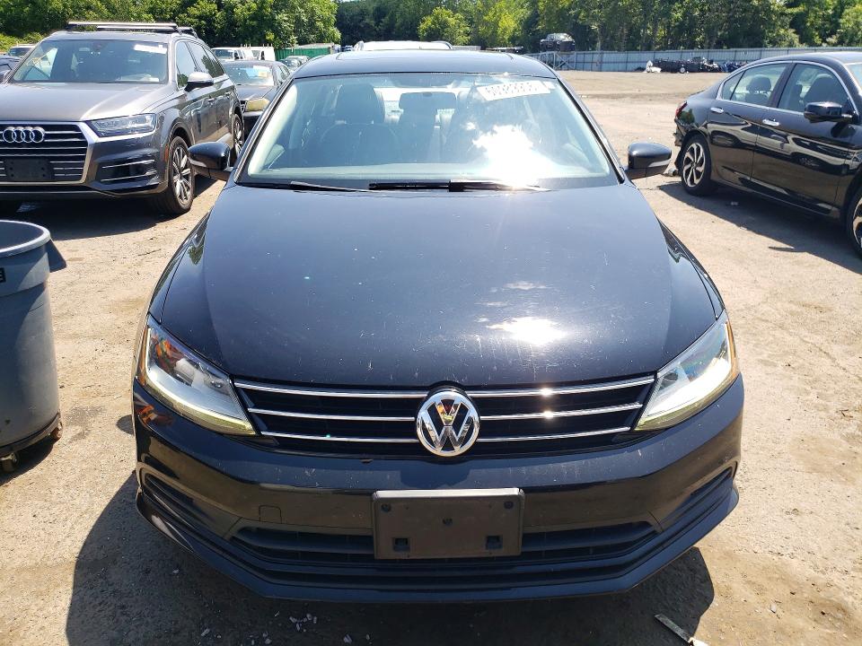 Photo 5 from auction – 2017 VOLKSWAGEN JETTA with VIN 3VWDB7AJ6HM373707