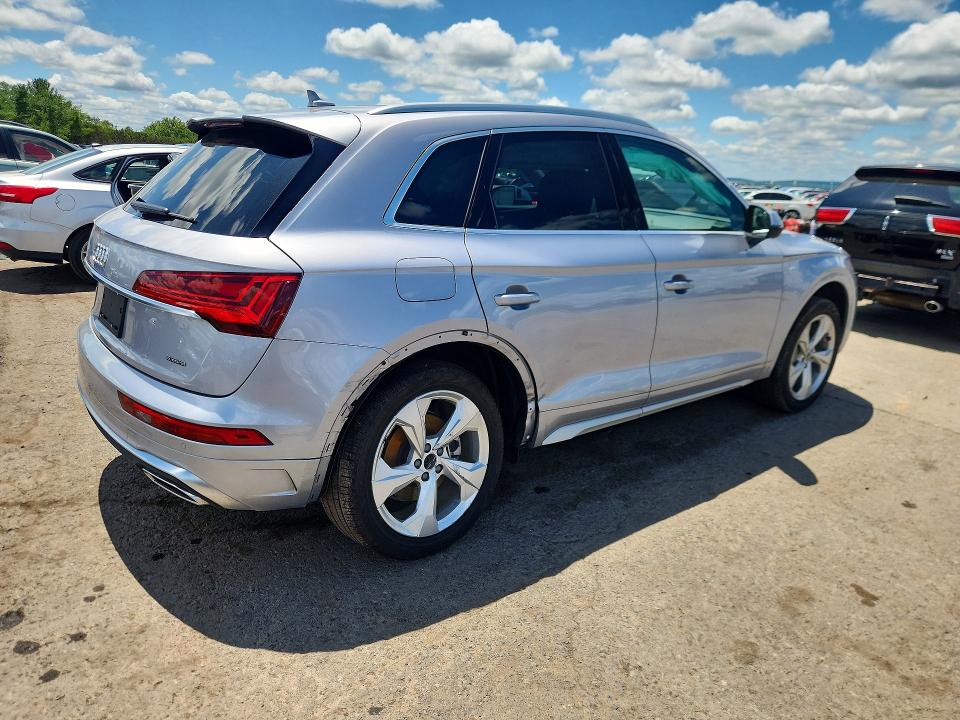 Photo 3 from auction – 2024 AUDI Q5 with VIN WA1EAAFY0R2145203