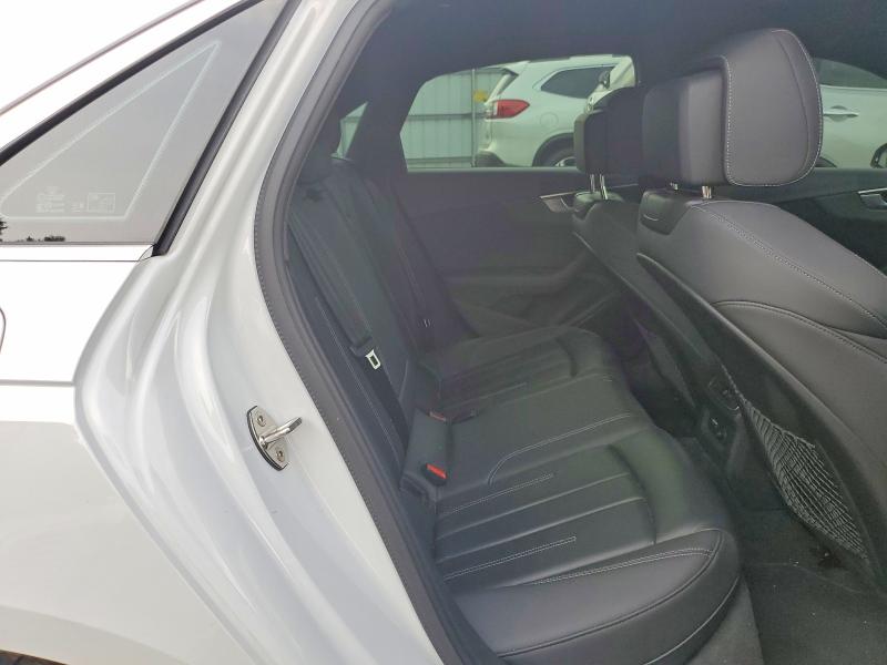 Photo 10 from auction – 2024 AUDI A4 with VIN WAUEAAF44RA052464