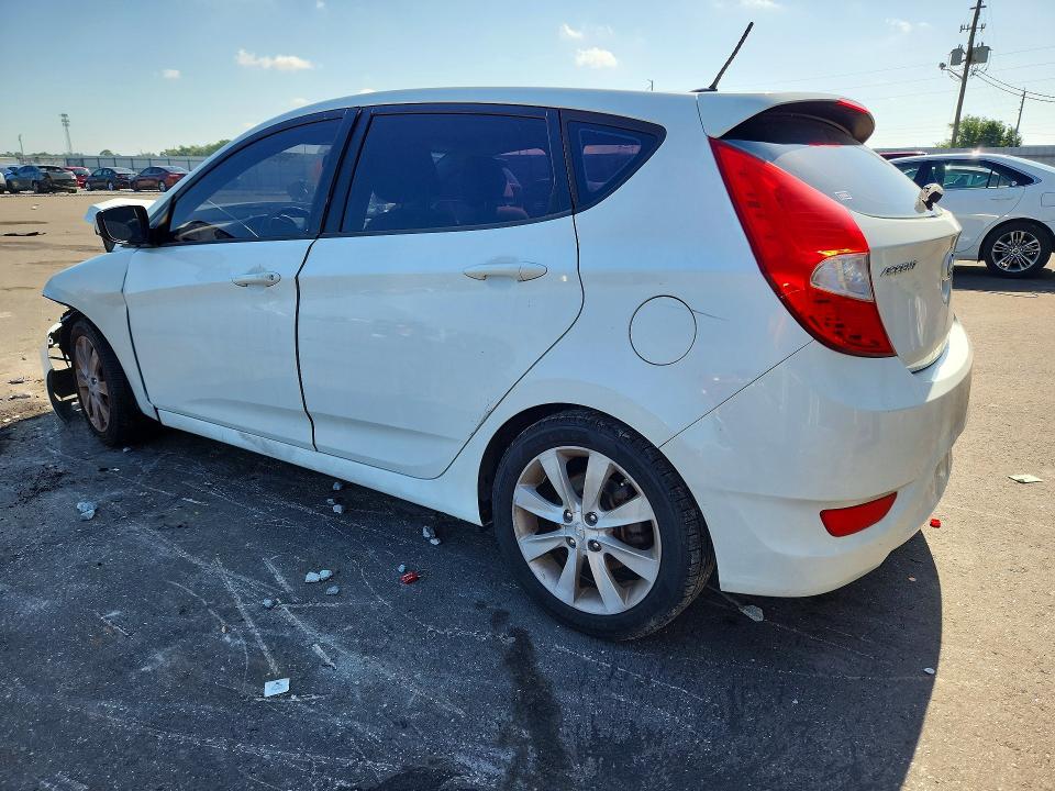 Photo 2 from auction – 2012 HYUNDAI ACCENT with VIN KMHCU5AE3CU031745