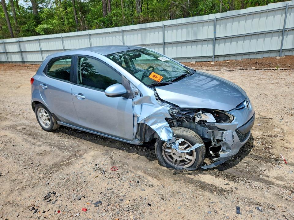 Photo 4 from auction – 2013 MAZDA MAZDA2 with VIN JM1DE1KY3D0170581
