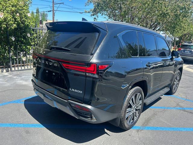 Photo 4 from auction – 2024 LEXUS LX 600 with VIN jtjgb7cx5r4065214