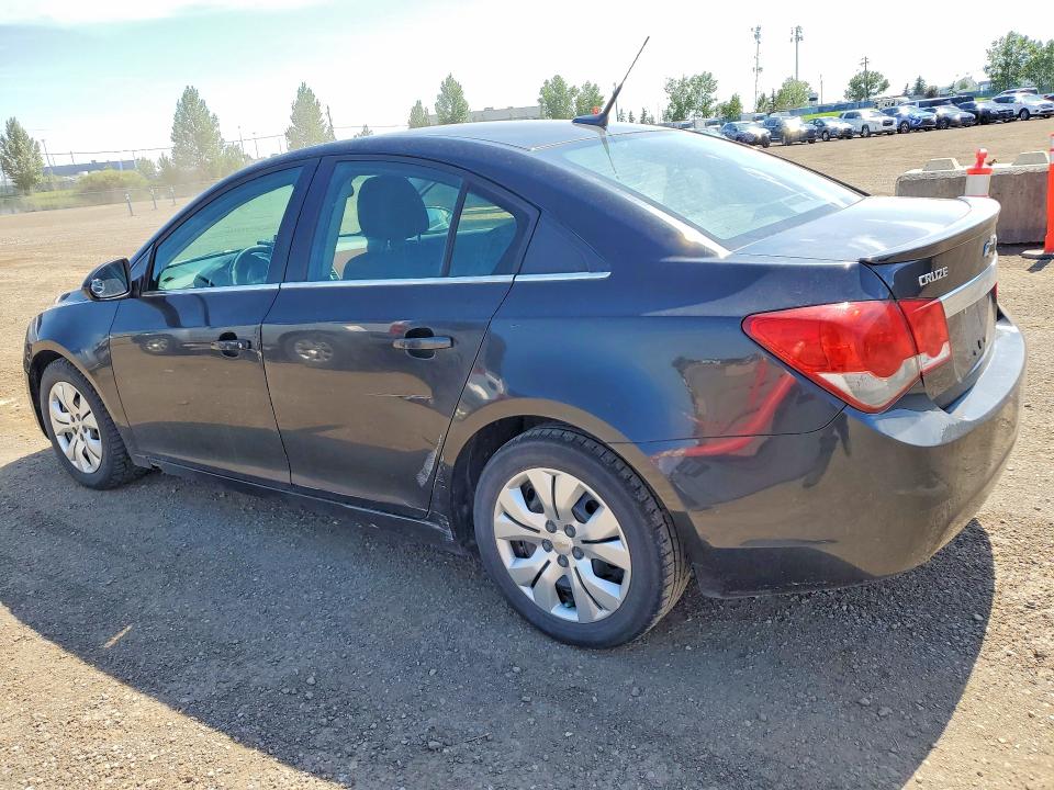 Photo 2 from auction – 2013 CHEVROLET CRUZE with VIN 1G1PC5SB1D7309631