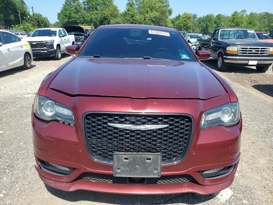 Photo 5 from auction – 2018 CHRYSLER 300 with VIN 2C3CCABG7JH296091