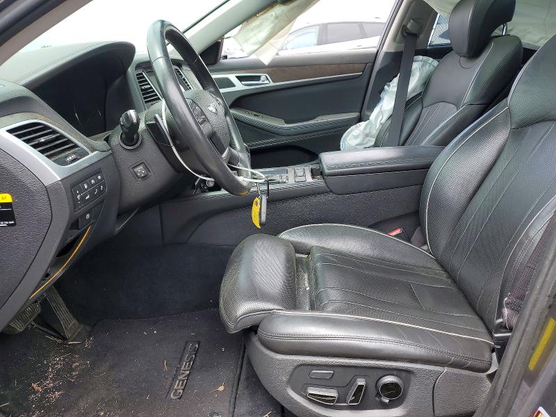 Photo 7 from auction – 2015 HYUNDAI GENESIS with VIN KMHGN4JF2FU055931