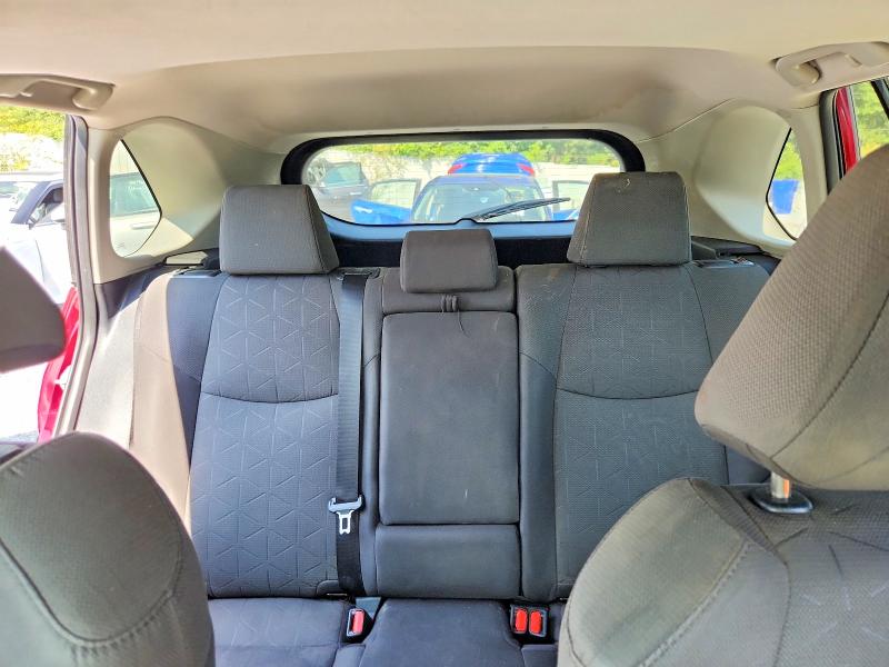 Photo 10 from auction – 2019 TOYOTA RAV4 with VIN 2T3W1RFV0KW032251