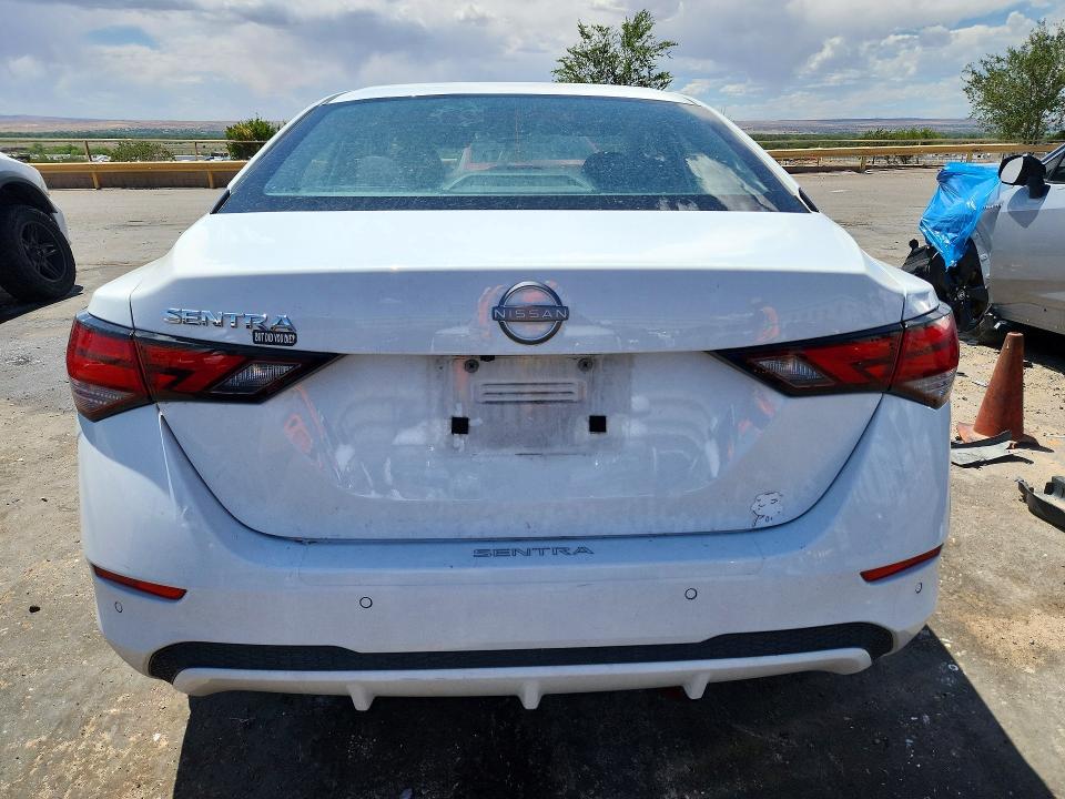 Zdjęcie 6 z aukcji – 2024 NISSAN SENTRA z VIN 3N1AB8BVXRY207779