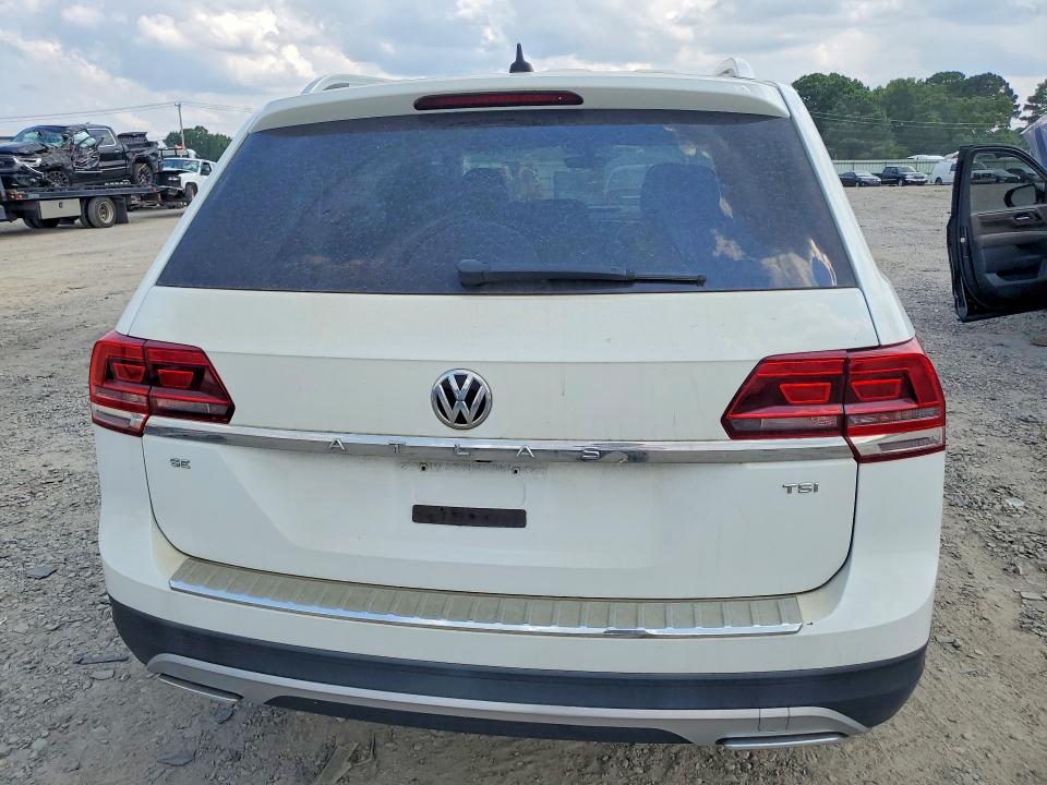 Photo 6 from auction – 2018 VOLKSWAGEN ATLAS with VIN 1V2DP2CA0JC600402