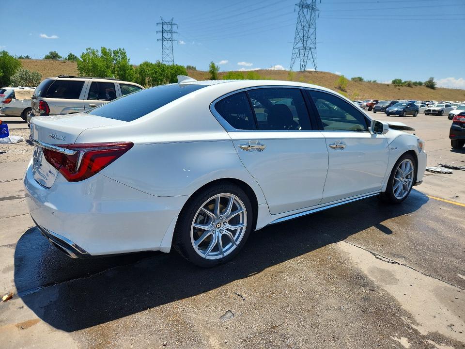 Photo 3 from auction – 2018 ACURA RLX with VIN JH4KC2F93JC000204