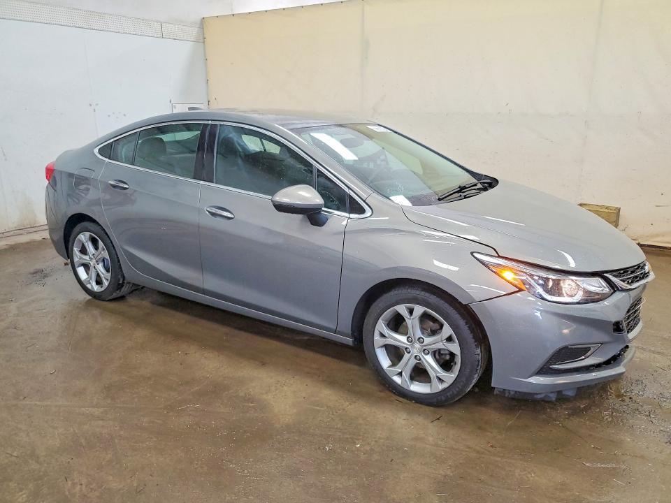 Photo 4 from auction – 2017 CHEVROLET CRUZE with VIN 1G1BF5SM9H7125739